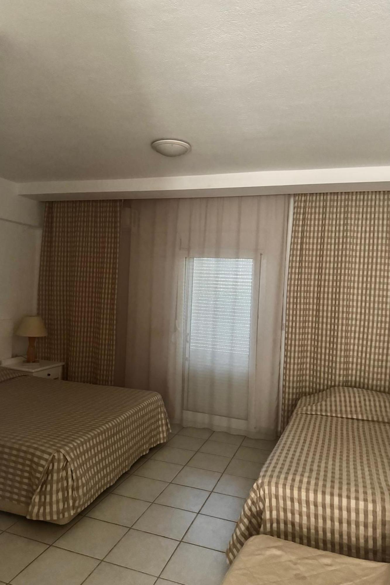 Apartament Milos *